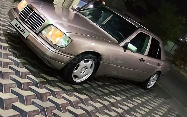 Mercedes-Benz E 220 1992 года за 1 700 000 тг. в Тараз