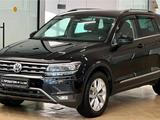Volkswagen Tiguan 2017 года за 10 580 000 тг. в Астана
