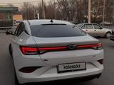 JAC J7 2024 года за 7 200 000 тг. в Шымкент – фото 2