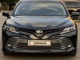Toyota Camry 2020 года за 13 700 000 тг. в Тараз – фото 2