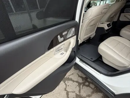 Mercedes-Benz GLS 450 2020 года за 55 000 000 тг. в Алматы – фото 9