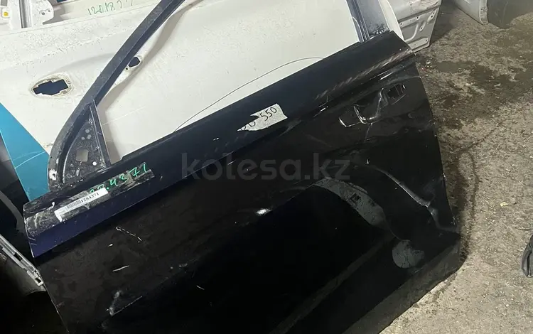 Дверь передняя левая джили емгранд за 135 000 тг. в Астана
