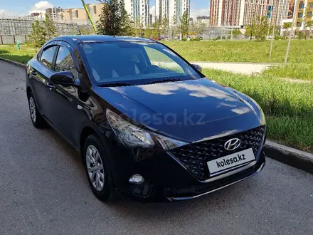 Hyundai Accent 2021 года за 7 400 000 тг. в Астана – фото 2