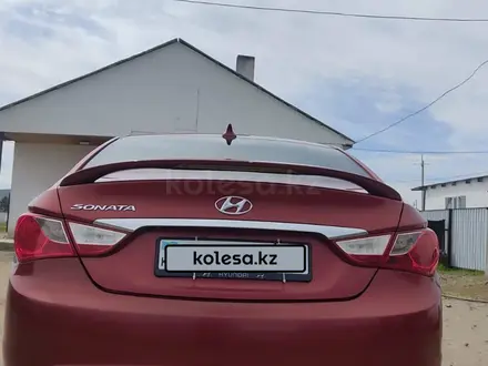 Hyundai Sonata 2011 года за 5 600 000 тг. в Караганда – фото 4