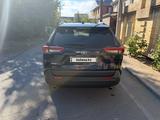 Toyota RAV4 2020 года за 15 000 000 тг. в Караганда – фото 5