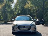 Hyundai Elantra 2019 года за 6 500 000 тг. в Тараз – фото 2