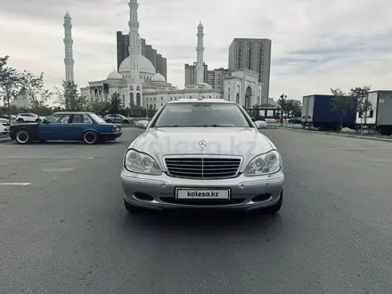 Mercedes-Benz S 500 2003 года за 4 500 000 тг. в Астана – фото 4