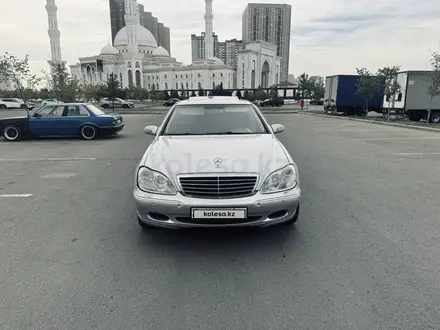 Mercedes-Benz S 500 2003 года за 4 500 000 тг. в Астана – фото 5