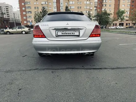 Mercedes-Benz S 500 2003 года за 4 500 000 тг. в Астана – фото 10