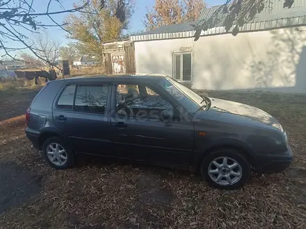 Volkswagen Golf 1994 года за 1 000 000 тг. в Абай (Абайский р-н) – фото 7