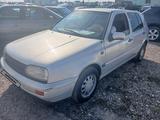 Volkswagen Golf 1992 годаүшін1 450 000 тг. в Шымкент