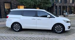 Kia Carnival 2014 года за 9 200 000 тг. в Алматы
