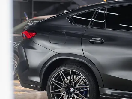 BMW X6 M 2022 года за 68 000 000 тг. в Караганда – фото 36