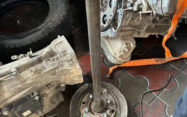 Полуось заднего моста за 12 000 тг. в Алматы