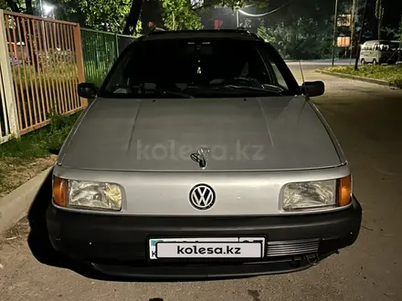 Volkswagen Passat 1990 года за 1 650 000 тг. в Алматы – фото 2