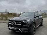 Mercedes-Benz GLS 450 2023 года за 69 000 000 тг. в Астана