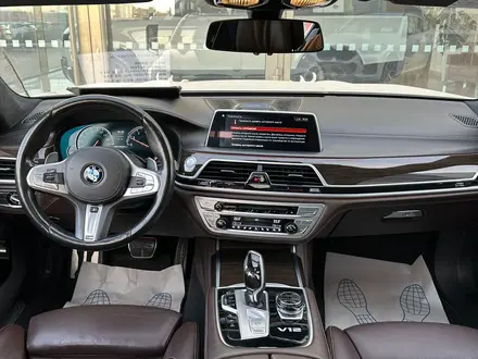 BMW M760 2017 года за 31 000 000 тг. в Астана – фото 18