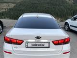 Kia K5 2018 года за 10 000 000 тг. в Алматы – фото 4