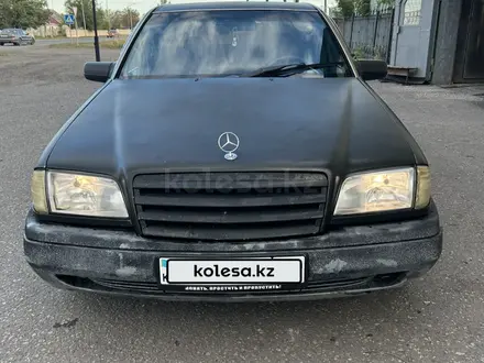 Mercedes-Benz C 180 1993 года за 1 400 000 тг. в Караганда