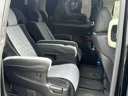 Toyota Vellfire 2012 года за 14 000 000 тг. в Астана – фото 21