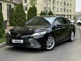 Toyota Camry 2019 годаүшін13 300 000 тг. в Алматы