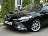 Toyota Camry 2019 годаүшін13 300 000 тг. в Алматы – фото 2