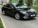 Toyota Camry 2019 годаүшін13 300 000 тг. в Алматы – фото 3
