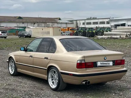 BMW 525 1995 года за 2 650 000 тг. в Талдыкорган – фото 4