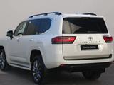 Toyota Land Cruiser Luxe 2023 года за 51 000 000 тг. в Астана – фото 3