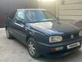 Volkswagen Golf 1995 годаүшін1 400 000 тг. в Тараз
