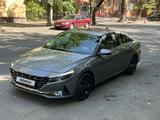 Hyundai Elantra 2023 года за 9 800 000 тг. в Алматы