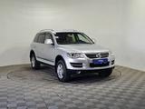 Volkswagen Touareg 2008 года за 4 800 000 тг. в Алматы – фото 3