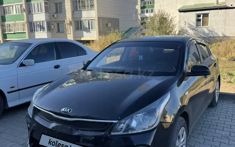 Kia Rio 2018 года за 3 200 000 тг. в Уральск