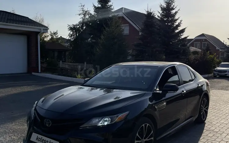 Toyota Camry 2018 годаүшін11 700 000 тг. в Караганда