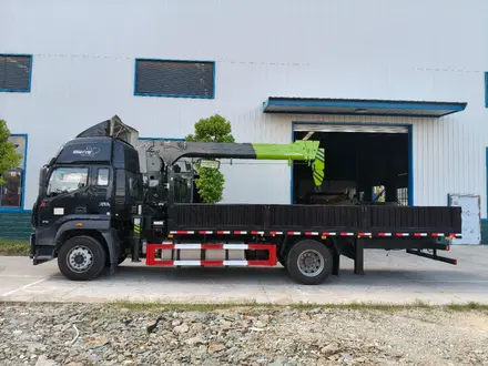 Foton  Foton Auman 2022 года за 30 000 000 тг. в Алматы – фото 4