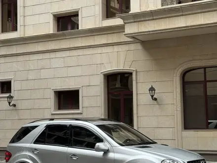 Mercedes-Benz ML 63 AMG 2008 года за 13 000 000 тг. в Алматы – фото 2