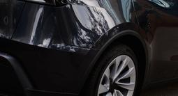 Tesla Model Y Long Range 2025 года за 23 700 000 тг. в Алматы – фото 4
