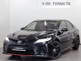 Toyota Camry Luxe 2021 года за 18 500 000 тг. в Астана