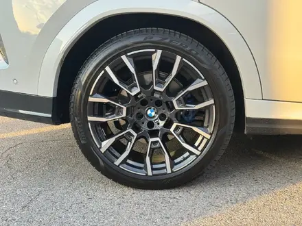 BMW X6 XDrive 40i 2023 года за 49 500 000 тг. в Алматы – фото 14