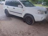 Nissan X-Trail 2002 года за 2 700 000 тг. в Уральск – фото 2