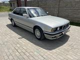 BMW 520 1990 года за 1 250 000 тг. в Шымкент – фото 2