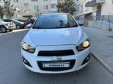 Chevrolet Aveo 2014 года за 3 600 000 тг. в Актау – фото 3