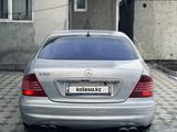 Mercedes-Benz S 500 2001 годаүшін4 400 000 тг. в Алматы – фото 2