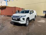 Mitsubishi L200 2022 годаүшін12 500 000 тг. в Астана – фото 2