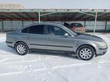 Volkswagen Passat 2003 годаfor3 200 000 тг. в Рудный – фото 4