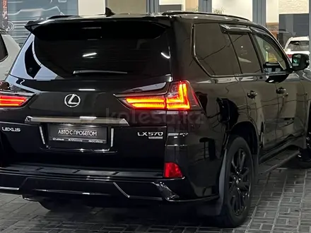 Lexus LX 570 2018 года за 52 000 000 тг. в Алматы – фото 4