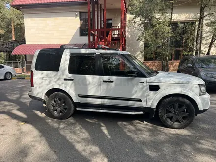 Land Rover Discovery 2015 года за 13 000 000 тг. в Алматы – фото 4