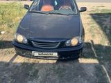 Toyota Avensis 1998 года за 1 400 000 тг. в Астана