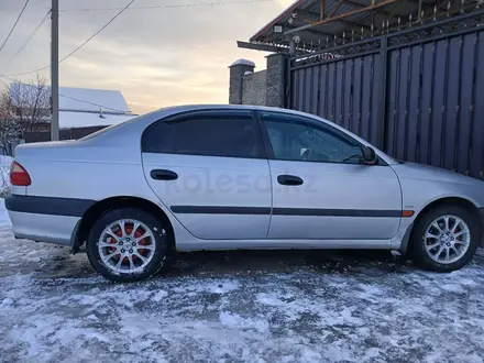 Toyota Avensis 2002 года за 3 100 000 тг. в Алматы – фото 4