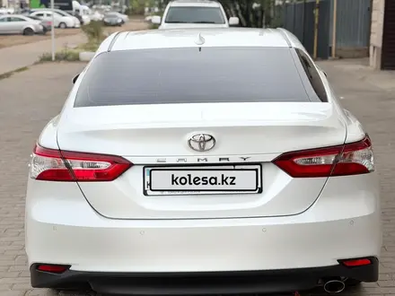 Toyota Camry 2021 года за 13 200 000 тг. в Астана – фото 4